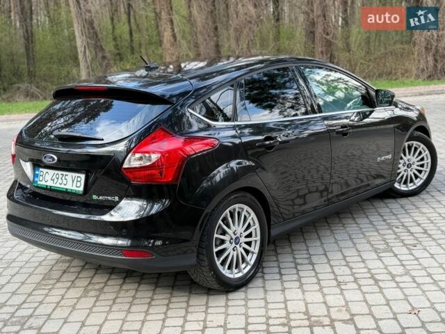 Чорний Форд Фокус, об'ємом двигуна 0 л та пробігом 114 тис. км за 5999 $, фото 23 на Automoto.ua