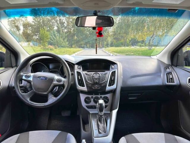 Чорний Форд Фокус, об'ємом двигуна 2 л та пробігом 184 тис. км за 7600 $, фото 16 на Automoto.ua