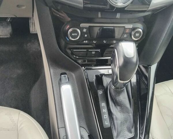 Черный Форд Фокус, объемом двигателя 0 л и пробегом 110 тыс. км за 9000 $, фото 18 на Automoto.ua