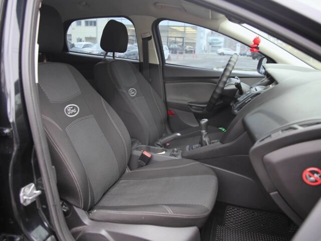 Черный Форд Фокус, объемом двигателя 1.6 л и пробегом 138 тыс. км за 6500 $, фото 9 на Automoto.ua