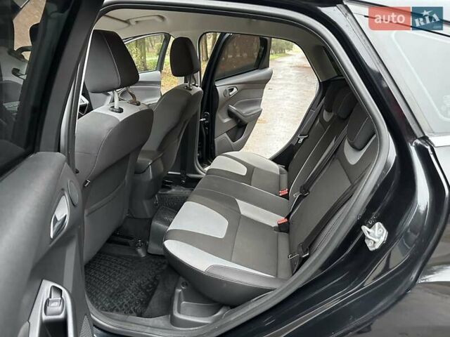 Черный Форд Фокус, объемом двигателя 1.6 л и пробегом 162 тыс. км за 7300 $, фото 19 на Automoto.ua
