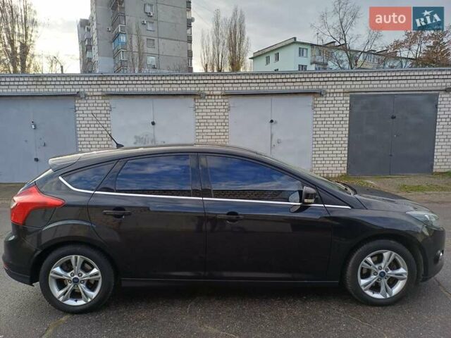 Черный Форд Фокус, объемом двигателя 1.6 л и пробегом 156 тыс. км за 7700 $, фото 2 на Automoto.ua
