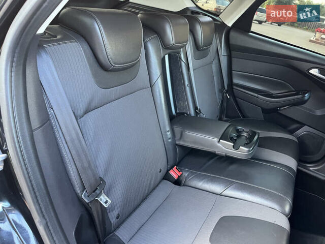 Черный Форд Фокус, объемом двигателя 1.6 л и пробегом 250 тыс. км за 8299 $, фото 87 на Automoto.ua