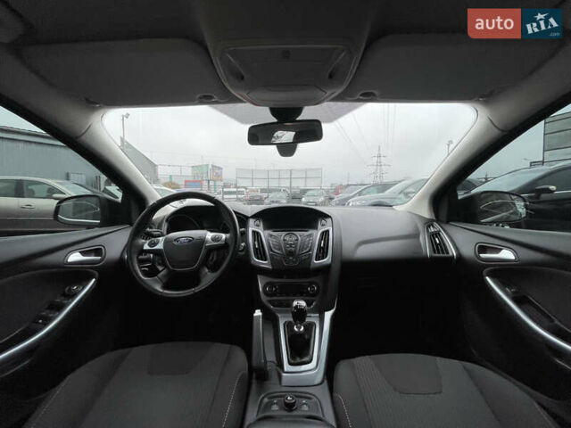 Чорний Форд Фокус, об'ємом двигуна 1 л та пробігом 170 тис. км за 6500 $, фото 24 на Automoto.ua