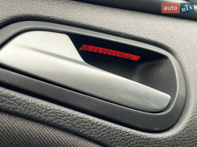 Чорний Форд Фокус, об'ємом двигуна 1 л та пробігом 170 тис. км за 6500 $, фото 34 на Automoto.ua