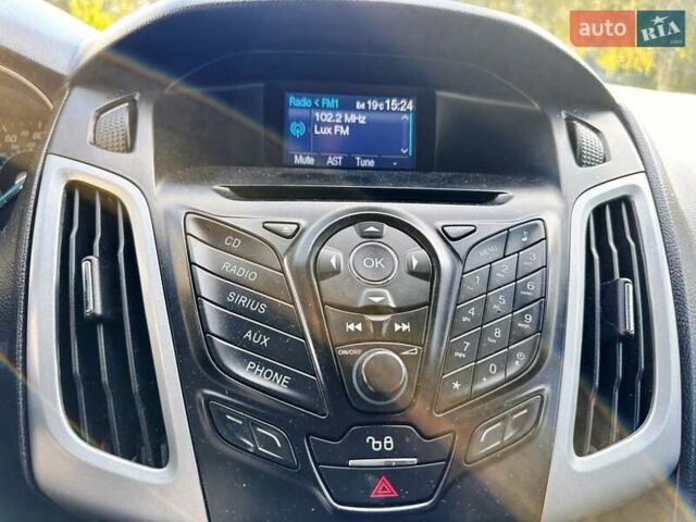 Чорний Форд Фокус, об'ємом двигуна 2 л та пробігом 198 тис. км за 7400 $, фото 35 на Automoto.ua