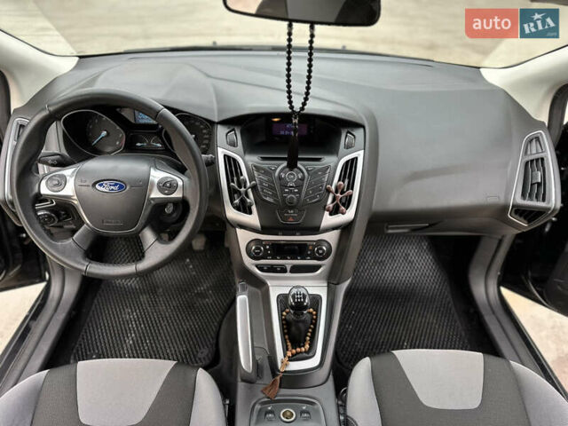 Черный Форд Фокус, объемом двигателя 1.6 л и пробегом 71 тыс. км за 7999 $, фото 14 на Automoto.ua