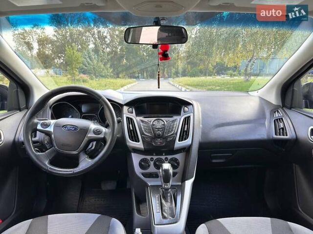Форд Фокус 2012 у Запоріжжя на Automoto.ua Чорний Форд Фокус, об'ємом двигуна 2 л та пробігом 184 тис. км за 7600 $, фото 14 на Automoto.ua