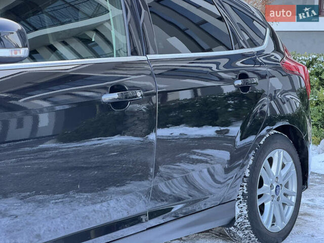 Черный Форд Фокус, объемом двигателя 1.6 л и пробегом 250 тыс. км за 8250 $, фото 66 на Automoto.ua