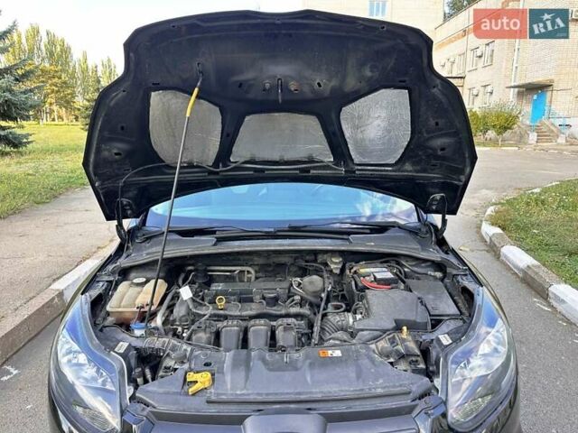 Форд Фокус 2012 у Запоріжжя на Automoto.ua Чорний Форд Фокус, об'ємом двигуна 2 л та пробігом 184 тис. км за 7600 $, фото 2 на Automoto.ua