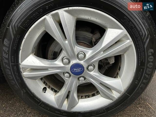 Черный Форд Фокус, объемом двигателя 1.6 л и пробегом 162 тыс. км за 7300 $, фото 41 на Automoto.ua