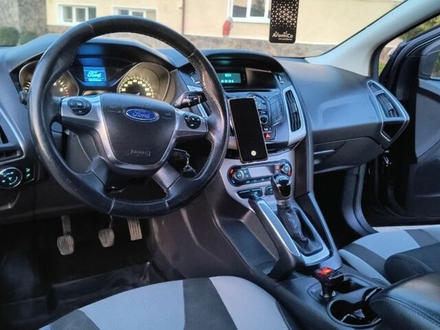 Форд Фокус 2013 в Ивано-Франковске на Automoto.ua Черный Форд Фокус, объемом двигателя 1 л и пробегом 180 тыс. км за 6700 $, фото 6 на Automoto.ua