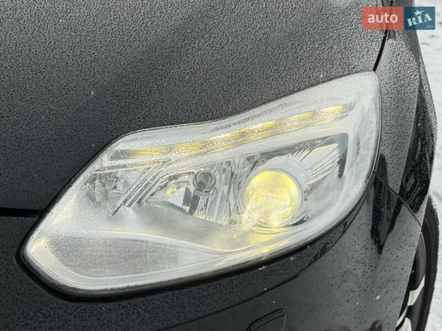 Черный Форд Фокус, объемом двигателя 1.6 л и пробегом 225 тыс. км за 8800 $, фото 10 на Automoto.ua