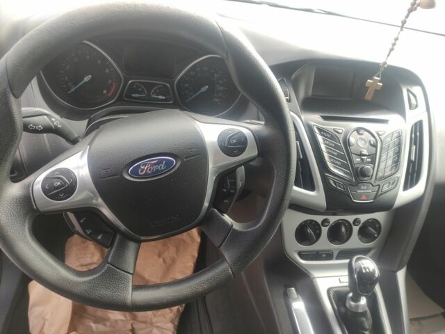 Черный Форд Фокус, объемом двигателя 2 л и пробегом 130 тыс. км за 5799 $, фото 7 на Automoto.ua