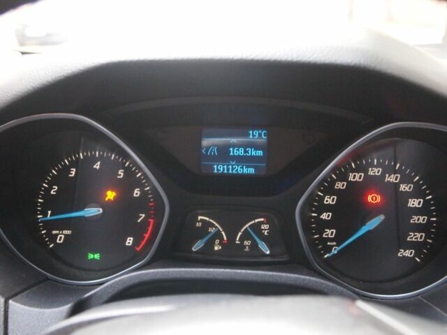 Черный Форд Фокус, объемом двигателя 1.6 л и пробегом 192 тыс. км за 7000 $, фото 3 на Automoto.ua