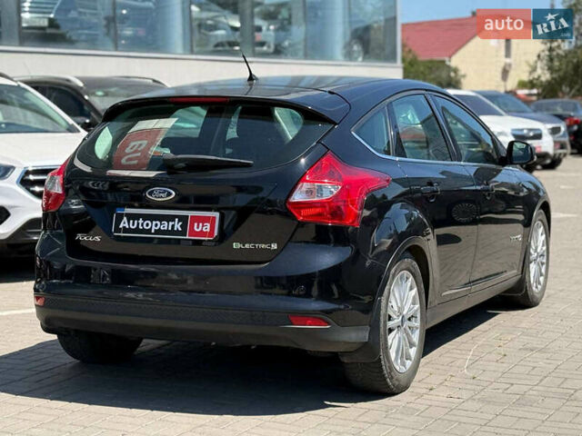 Форд Фокус 2013 в Одессе на Automoto.ua Черный Форд Фокус, объемом двигателя 0 л и пробегом 105 тыс. км за 7290 $, фото 5 на Automoto.ua