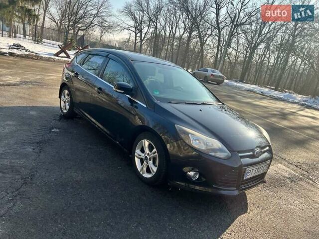 Форд Фокус 2013 в Харькове на Automoto.ua Черный Форд Фокус, объемом двигателя 1 л и пробегом 172 тыс. км за 6000 $, фото 4 на Automoto.ua
