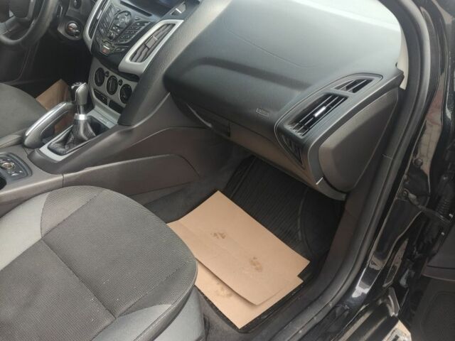 Черный Форд Фокус, объемом двигателя 2 л и пробегом 130 тыс. км за 5799 $, фото 10 на Automoto.ua