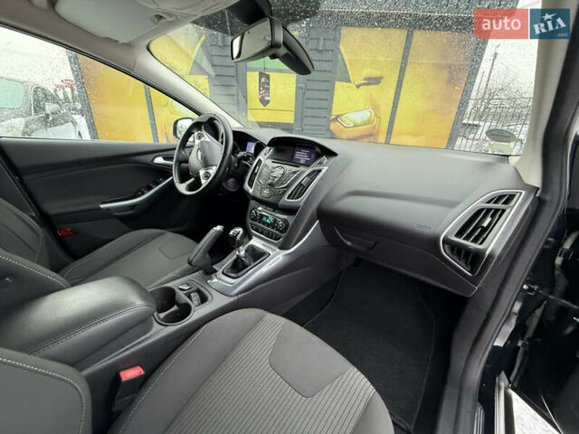 Черный Форд Фокус, объемом двигателя 1.6 л и пробегом 225 тыс. км за 8800 $, фото 28 на Automoto.ua