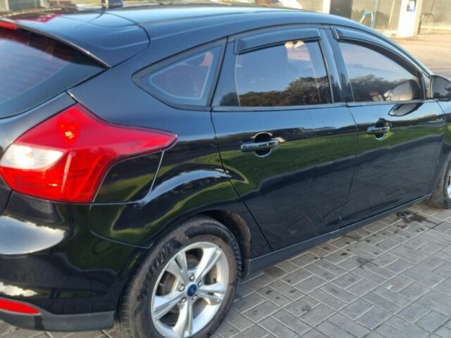 Черный Форд Фокус, объемом двигателя 2 л и пробегом 270 тыс. км за 6500 $, фото 7 на Automoto.ua