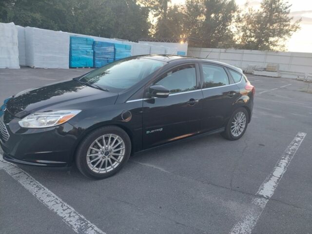 Форд Фокус 2013 у Кременчуге на Automoto.ua Чорний Форд Фокус, об'ємом двигуна 0 л та пробігом 165 тис. км за 6400 $, фото 2 на Automoto.ua