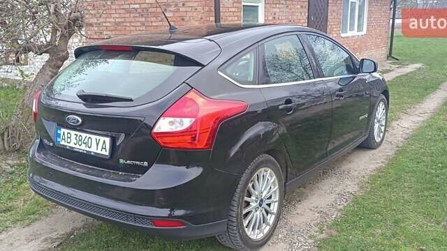 Черный Форд Фокус, объемом двигателя 0 л и пробегом 127 тыс. км за 7500 $, фото 3 на Automoto.ua