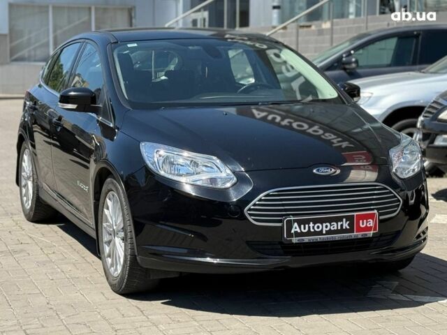 Черный Форд Фокус, объемом двигателя 0 л и пробегом 105 тыс. км за 7290 $, фото 2 на Automoto.ua