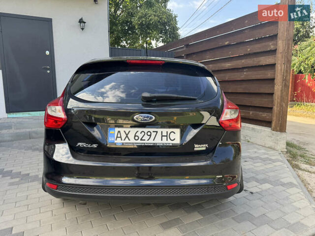 Черный Форд Фокус, объемом двигателя 1 л и пробегом 110 тыс. км за 6500 $, фото 1 на Automoto.ua