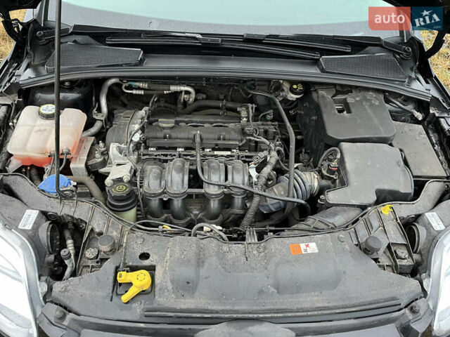 Чорний Форд Фокус, об'ємом двигуна 1.6 л та пробігом 16 тис. км за 12500 $, фото 18 на Automoto.ua