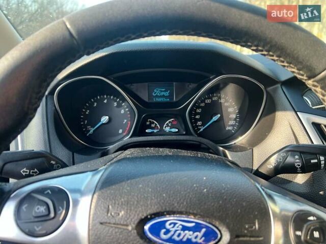 Форд Фокус 2013 в Харькове на Automoto.ua Черный Форд Фокус, объемом двигателя 1 л и пробегом 172 тыс. км за 6000 $, фото 6 на Automoto.ua