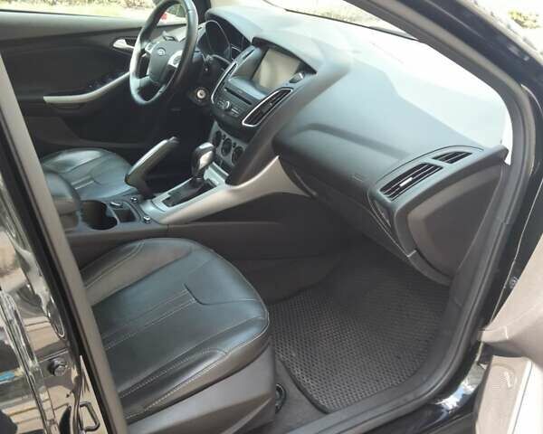 Чорний Форд Фокус, об'ємом двигуна 2 л та пробігом 162 тис. км за 8700 $, фото 1 на Automoto.ua