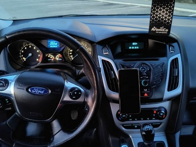 Форд Фокус 2013 в Ивано-Франковске на Automoto.ua Черный Форд Фокус, объемом двигателя 1 л и пробегом 180 тыс. км за 6700 $, фото 5 на Automoto.ua