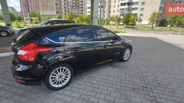 Чорний Форд Фокус, об'ємом двигуна 0 л та пробігом 122 тис. км за 6900 $, фото 1 на Automoto.ua