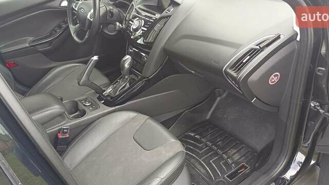 Черный Форд Фокус, объемом двигателя 0 л и пробегом 127 тыс. км за 7500 $, фото 9 на Automoto.ua