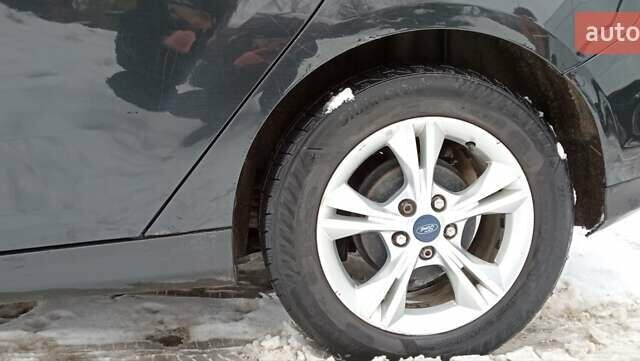 Чорний Форд Фокус, об'ємом двигуна 2 л та пробігом 262 тис. км за 6800 $, фото 13 на Automoto.ua