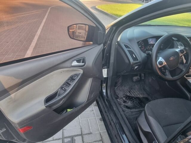 Черный Форд Фокус, объемом двигателя 2 л и пробегом 270 тыс. км за 6500 $, фото 14 на Automoto.ua