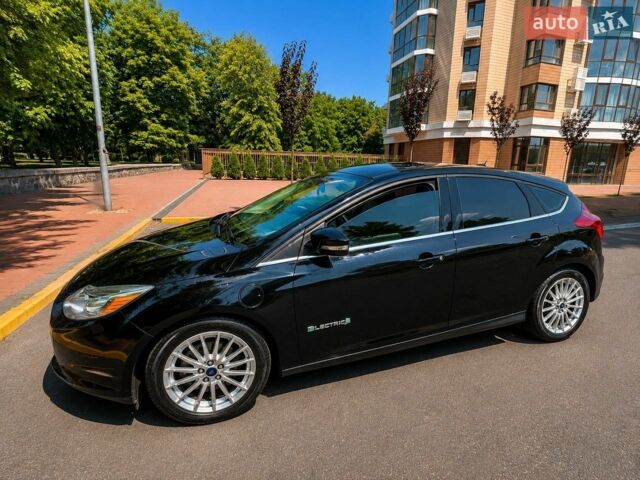 Чорний Форд Фокус, об'ємом двигуна 0 л та пробігом 131 тис. км за 6500 $, фото 7 на Automoto.ua