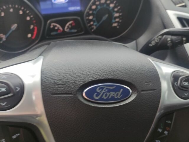 Черный Форд Фокус, объемом двигателя 2 л и пробегом 130 тыс. км за 5799 $, фото 1 на Automoto.ua