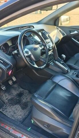 Черный Форд Фокус, объемом двигателя 2 л и пробегом 113 тыс. км за 10500 $, фото 14 на Automoto.ua