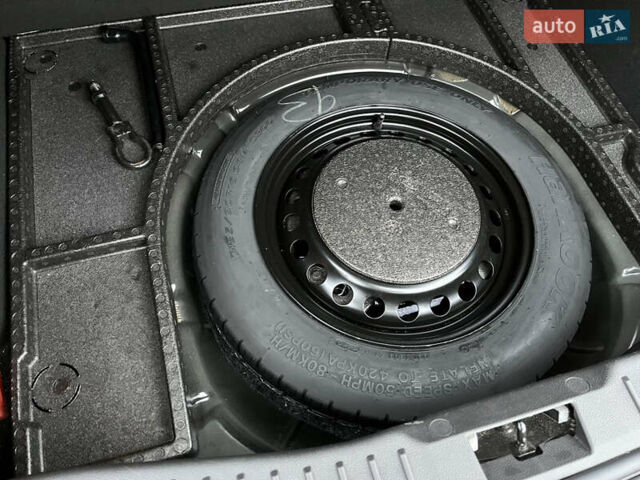 Чорний Форд Фокус, об'ємом двигуна 1.6 л та пробігом 16 тис. км за 12500 $, фото 19 на Automoto.ua