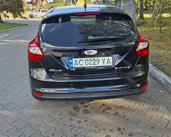 Черный Форд Фокус, объемом двигателя 0 л и пробегом 107 тыс. км за 6500 $, фото 8 на Automoto.ua