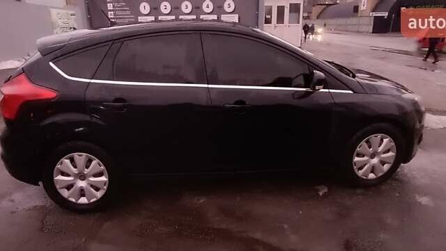 Черный Форд Фокус, объемом двигателя 1.6 л и пробегом 230 тыс. км за 6200 $, фото 5 на Automoto.ua