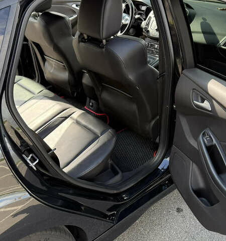 Черный Форд Фокус, объемом двигателя 2 л и пробегом 170 тыс. км за 9500 $, фото 8 на Automoto.ua