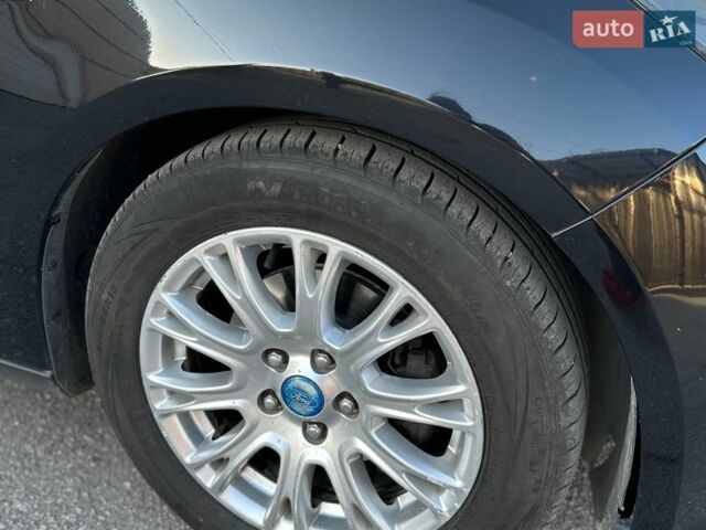 Черный Форд Фокус, объемом двигателя 1 л и пробегом 108 тыс. км за 8700 $, фото 19 на Automoto.ua