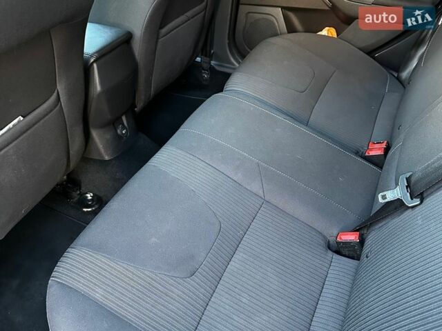 Черный Форд Фокус, объемом двигателя 1 л и пробегом 108 тыс. км за 8700 $, фото 11 на Automoto.ua