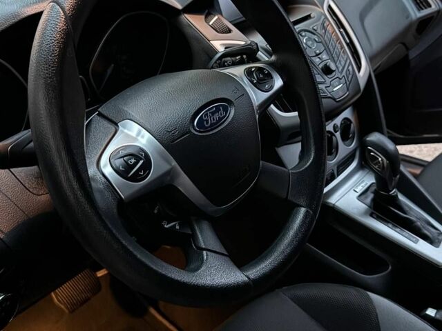 Черный Форд Фокус, объемом двигателя 2 л и пробегом 205 тыс. км за 7490 $, фото 3 на Automoto.ua