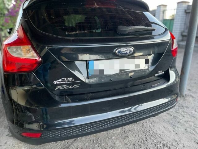 Черный Форд Фокус, объемом двигателя 2 л и пробегом 240 тыс. км за 7500 $, фото 2 на Automoto.ua