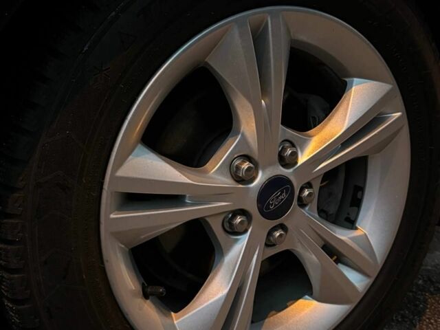 Черный Форд Фокус, объемом двигателя 2 л и пробегом 205 тыс. км за 7490 $, фото 16 на Automoto.ua