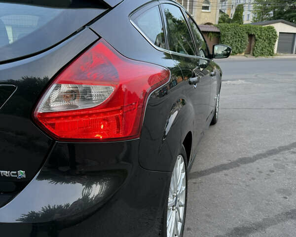 Форд Фокус 2014 у Одесі на Automoto.ua Чорний Форд Фокус, об'ємом двигуна 0 л та пробігом 112 тис. км за 6300 $, фото 27 на Automoto.ua