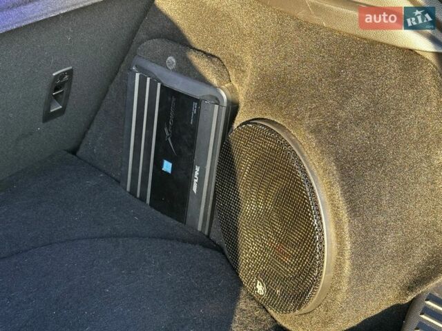 Черный Форд Фокус, объемом двигателя 1 л и пробегом 108 тыс. км за 8700 $, фото 16 на Automoto.ua